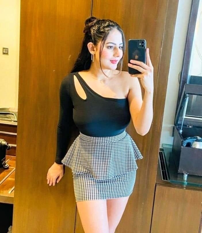 Call Girls In Laxmi Nagar